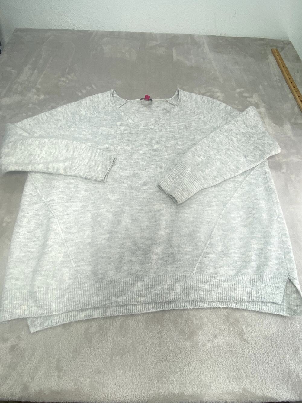 Vince Camuto light heather gray knit sweater